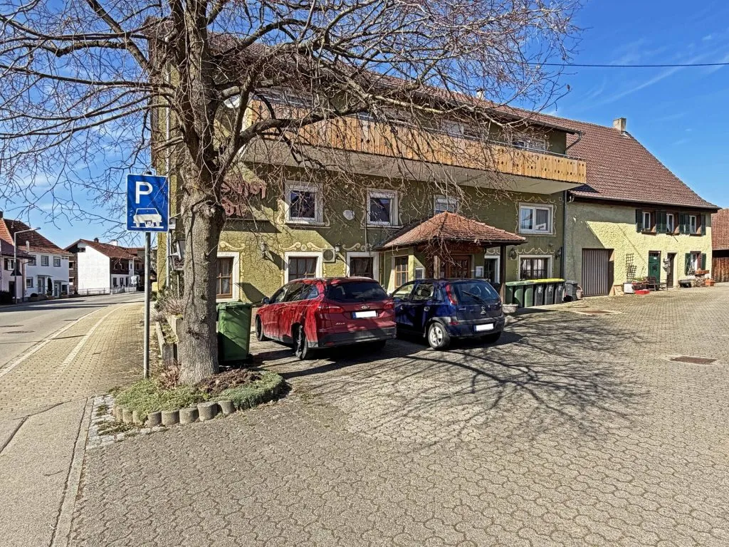 Immobilienangebot - Donaueschingen / Neudingen - Alle - Ehemaliges Gasthaus mit 11 Gästezimmern plus
separates Wohnhaus. Gute Mieteinnahmen. Zum
TOP-Preis.