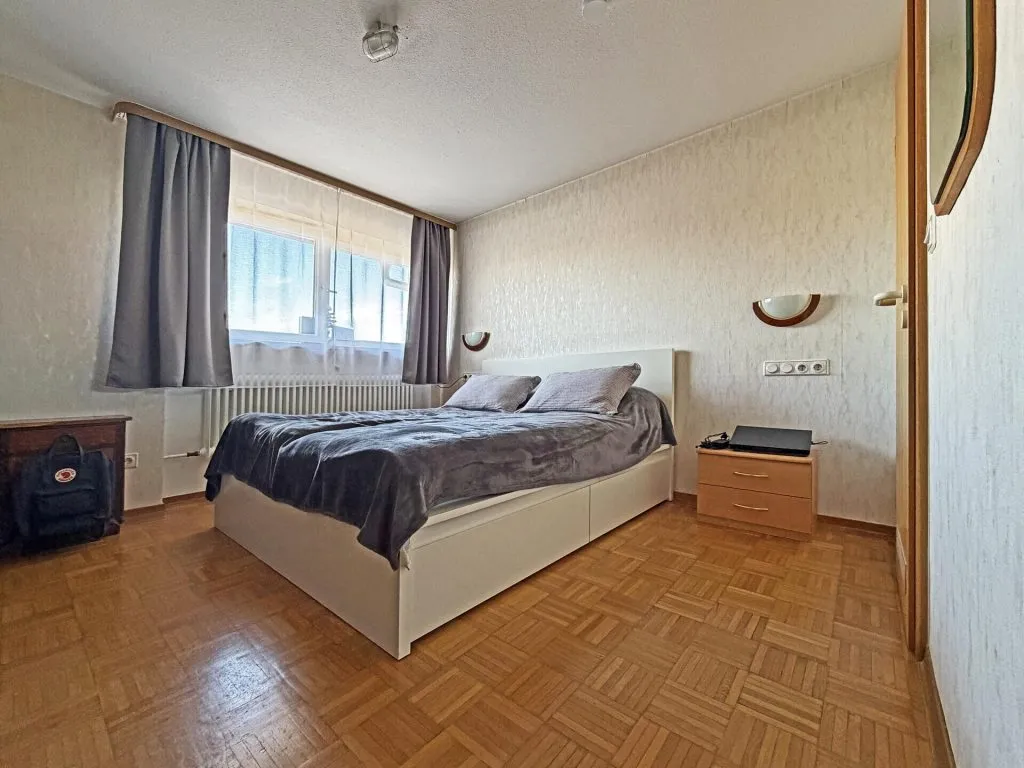 Immobilienangebot - Donaueschingen / Neudingen - Alle - Ehemaliges Gasthaus mit 11 Gästezimmern plus
separates Wohnhaus. Gute Mieteinnahmen. Zum
TOP-Preis.