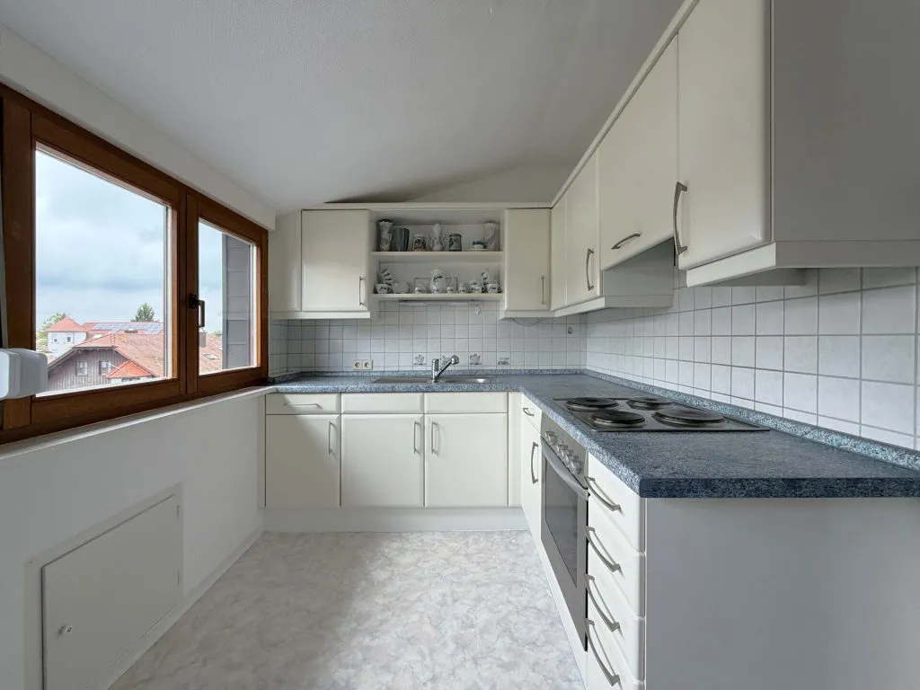 Immobilienangebot - Stutensee / Staffort - Alle - Vier Wände - ein Volltreffer. Schönes Zuhause.
3 Wohnungen. 10 Zimmer auf 241 m². Garten
& Garagen.