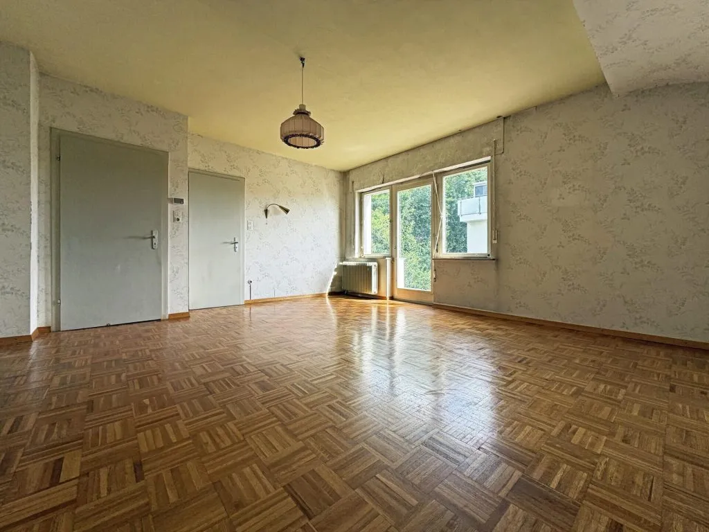 Immobilienangebot - Gottmadingen - Alle - Sorry...leider reserviert: Großzügiges Zuhause. 8 Zimmer. 223 m².Garten, Garage und 2 Stellplätze.