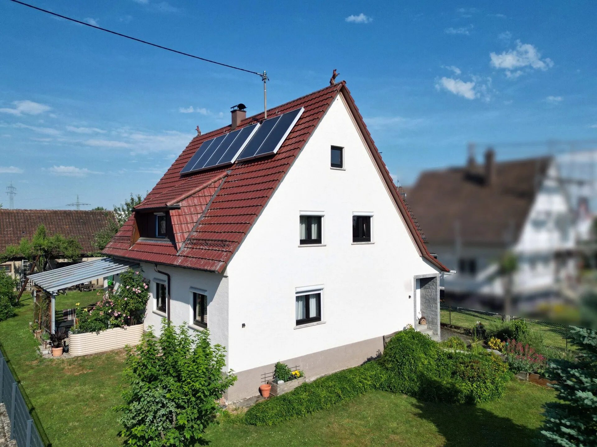Immobilienangebot - Aldingen - Alle - Sorry...leider reserviert. 2 Wohnungen. 6 Zimmer
auf 163 m². Gartenoase. Terrassen. Garagen.