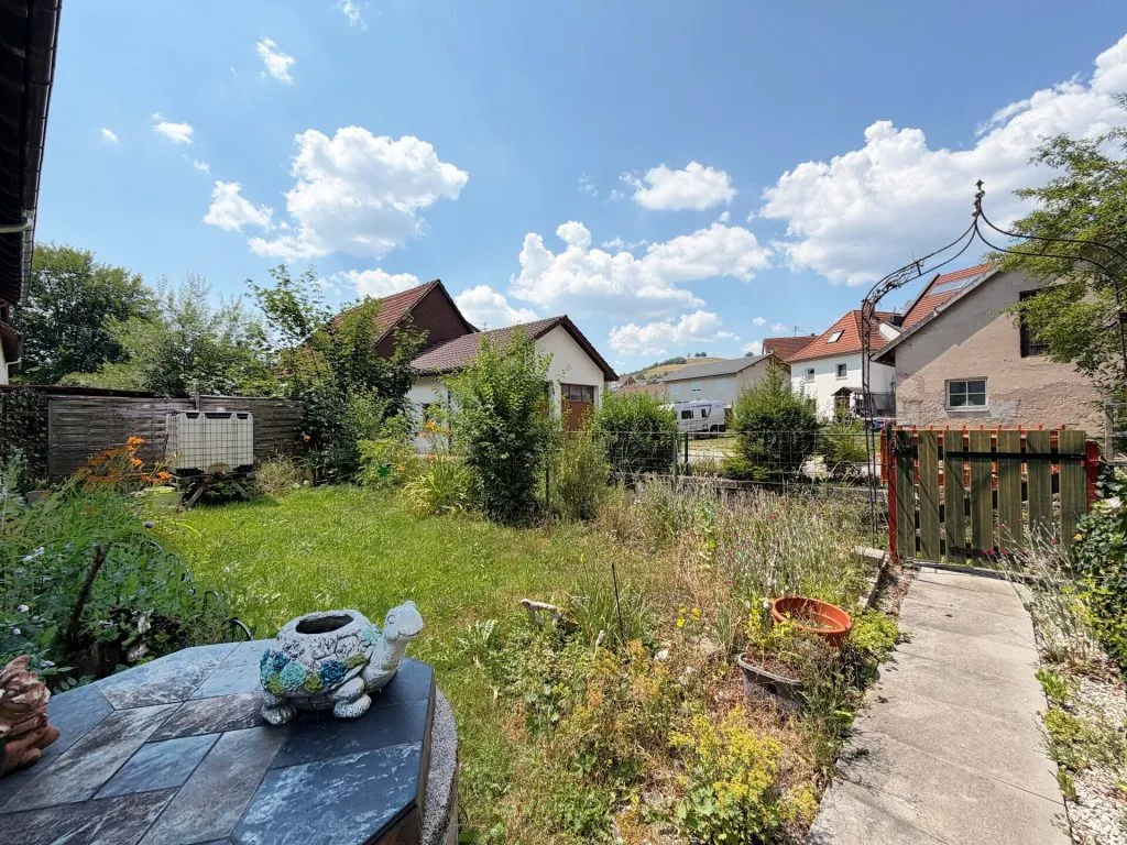 Immobilienangebot - Blumberg / Fützen - Alle - Sorry...leider reserviert. Diese Wohnidylle wird Ihr neues Zuhause. 3 Zimmer auf 97 m².