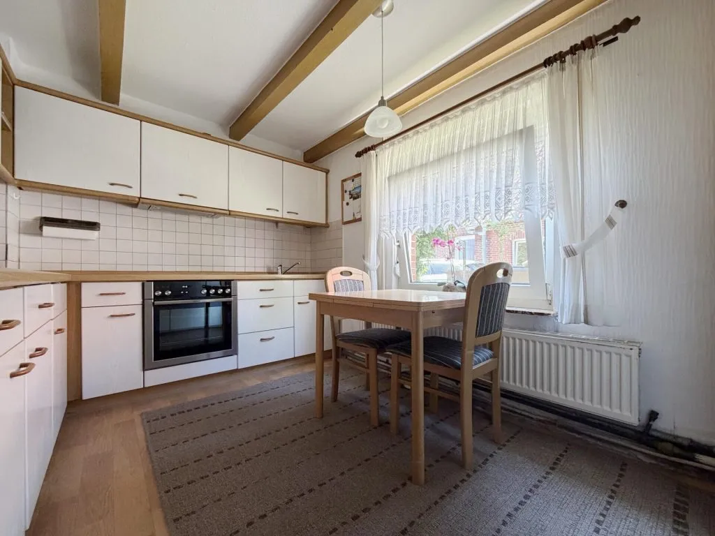 Immobilienangebot - Ditzum - Alle - Moin Ostfriesland. Moin Zuhause.
5 Zimmer voller Gemütlichkeit auf
121 m². Traum-Grundstück. Garage.