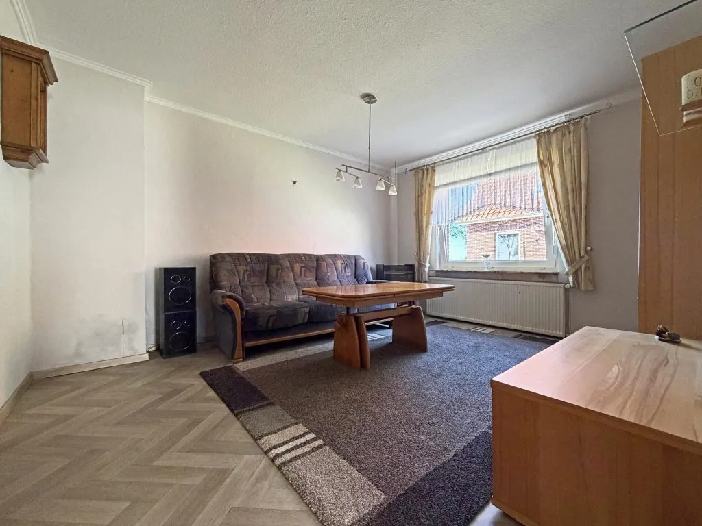 Immobilienangebot - Ditzum - Alle - Moin Ostfriesland. Moin Zuhause.
5 Zimmer voller Gemütlichkeit auf
121 m². Traum-Grundstück. Garage.