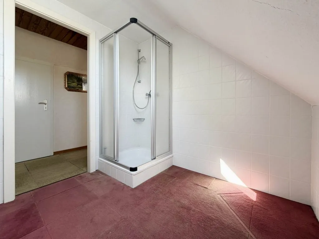 Immobilienangebot - Ditzum - Alle - Moin Ostfriesland. Moin Zuhause.
5 Zimmer voller Gemütlichkeit auf
121 m². Traum-Grundstück. Garage.