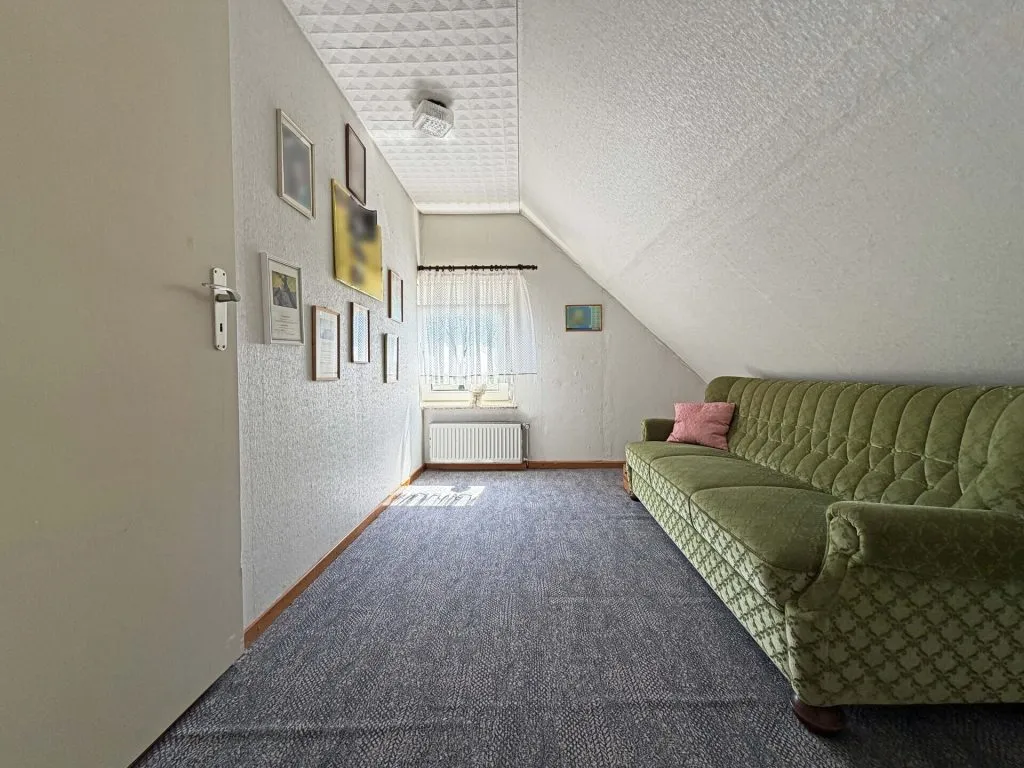 Immobilienangebot - Ditzum - Alle - Moin Ostfriesland. Moin Zuhause.
5 Zimmer voller Gemütlichkeit auf
121 m². Traum-Grundstück. Garage.
