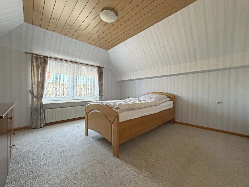 Immobilienangebot - Ditzum - Alle - Moin Ostfriesland. Moin Zuhause.
5 Zimmer voller Gemütlichkeit auf
121 m². Traum-Grundstück. Garage.