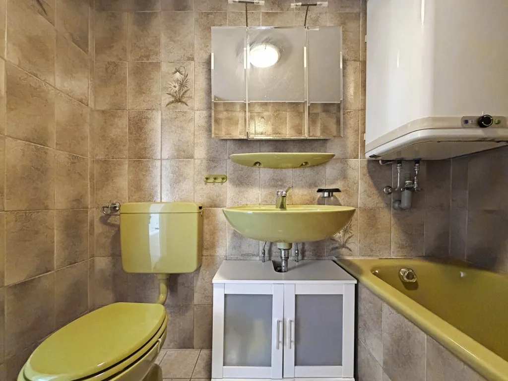 Immobilienangebot - Konstanz / Petershausen - Alle - Sorry...leider reserviert. 1 großes Zimmer plus Küche, Bad und Balkon. 33 m² nur für Dich.