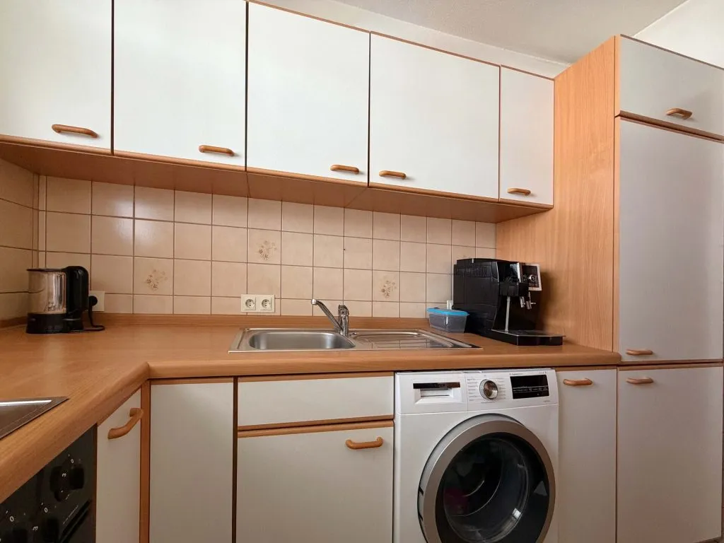 Immobilienangebot - Rietheim-Weilheim / Rietheim - Alle - Kapitalanlage zum TOP-Preis gesucht?
Dazu ein zuverlässiger Mieter gesucht?
2 Zimmer. 56 m². Garage.