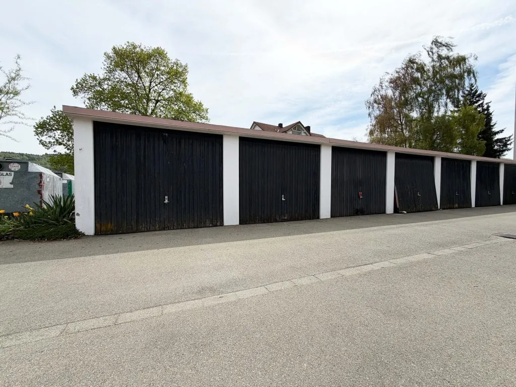 Immobilienangebot - Rietheim-Weilheim / Rietheim - Alle - Kapitalanlage zum TOP-Preis gesucht?
Dazu ein zuverlässiger Mieter gesucht?
2 Zimmer. 56 m². Garage.