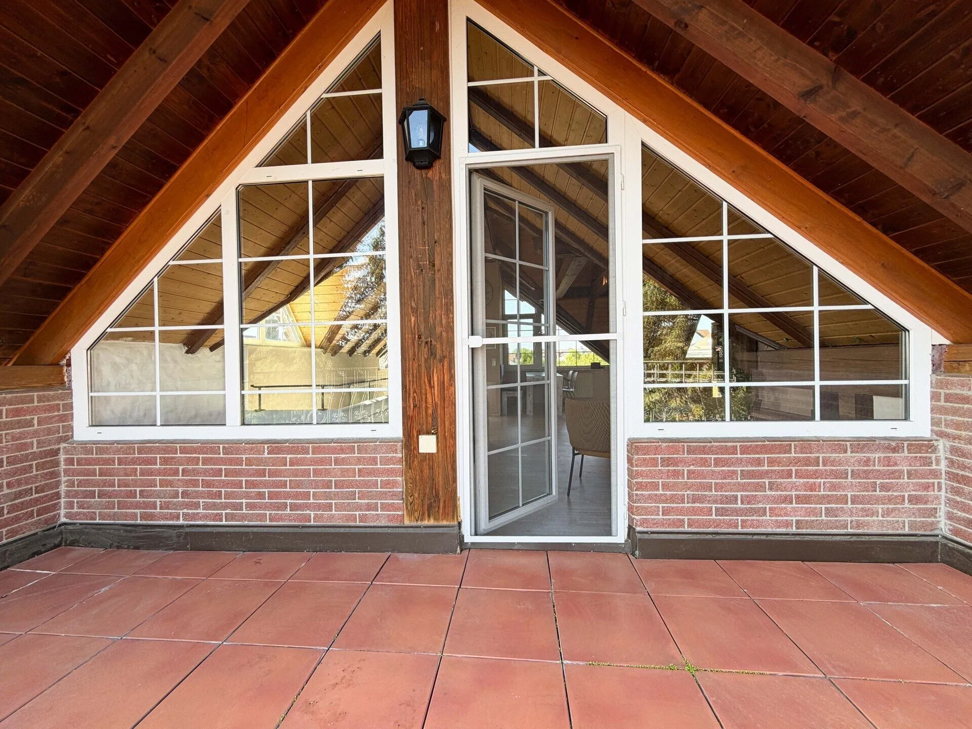 Immobilienangebot - Weil im Schönbuch - Alle - Sofort Kartons packen: 2 Zimmer auf ca. 59 m².
Luftig & hell mit XL-Stauraum, Balkonen und
Garage