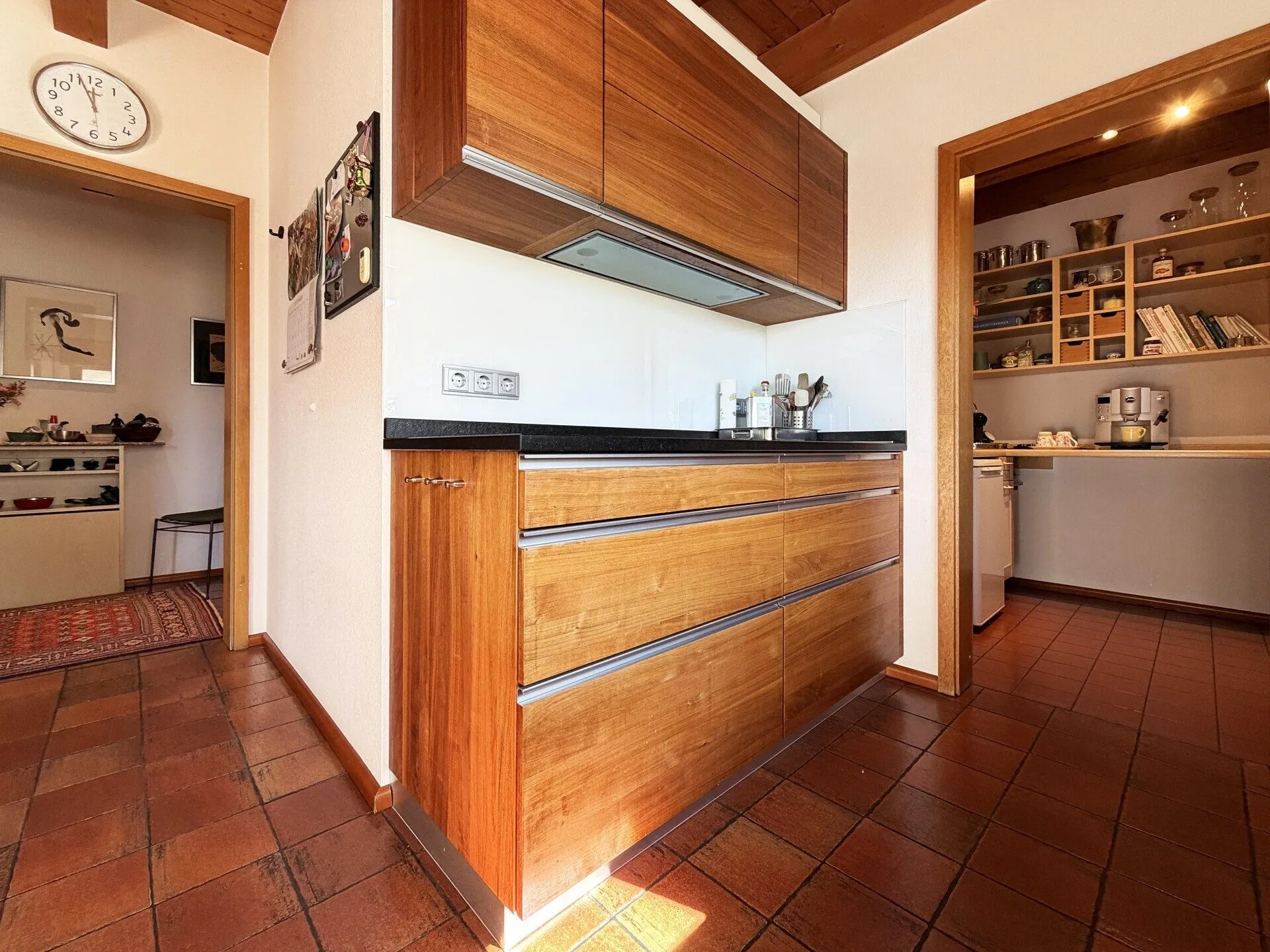 Immobilienangebot - Tuttlingen / Nendingen - Alle - Sorry...leider reserviert. Zuhause für Familien. 6 Zimmer auf 189 m². Mit Einliegerwohnung.