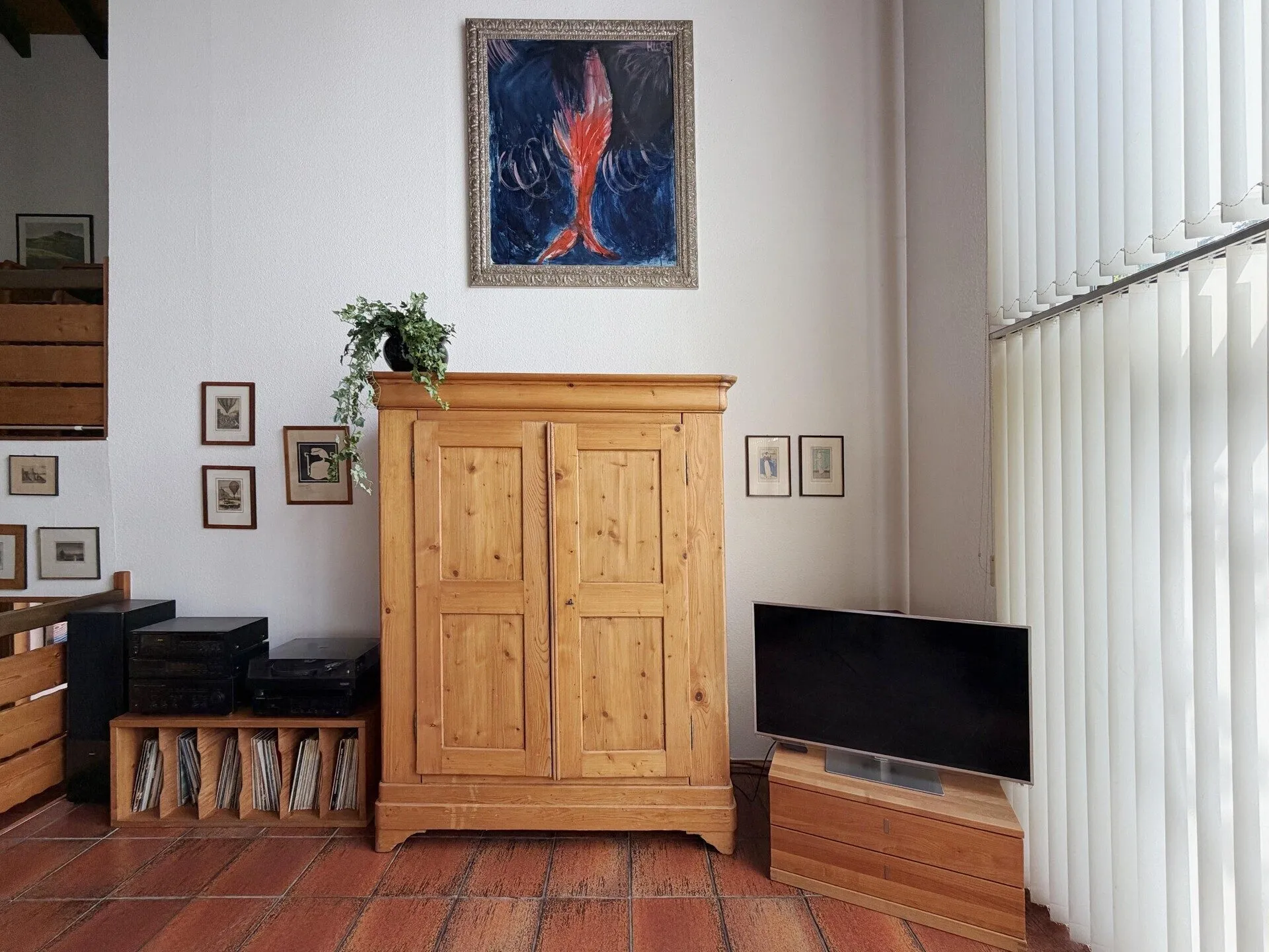Immobilienangebot - Tuttlingen / Nendingen - Alle - Sorry...leider reserviert. Zuhause für Familien. 6 Zimmer auf 189 m². Mit Einliegerwohnung.
