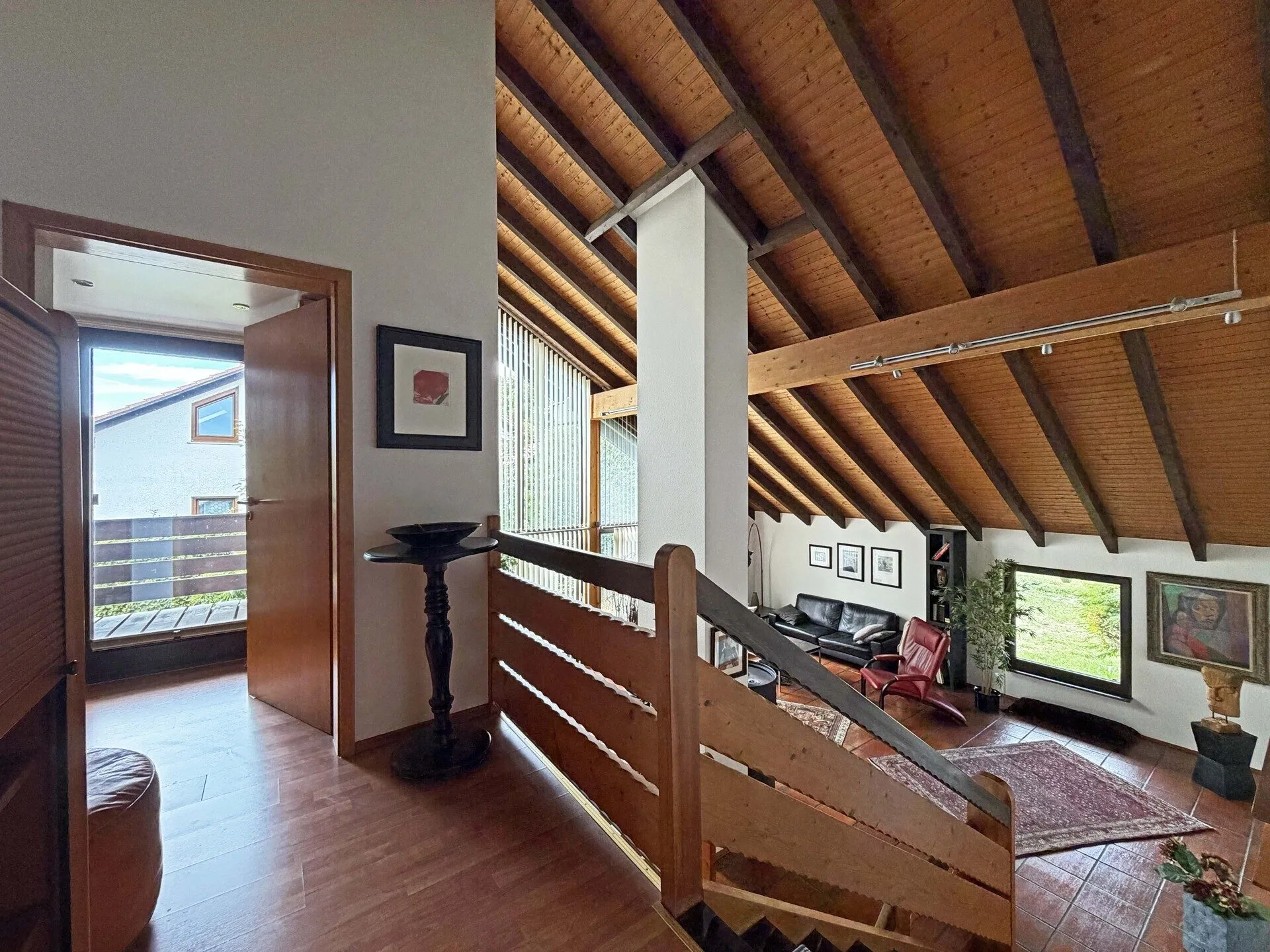 Immobilienangebot - Tuttlingen / Nendingen - Alle - Sorry...leider reserviert. Zuhause für Familien. 6 Zimmer auf 189 m². Mit Einliegerwohnung.