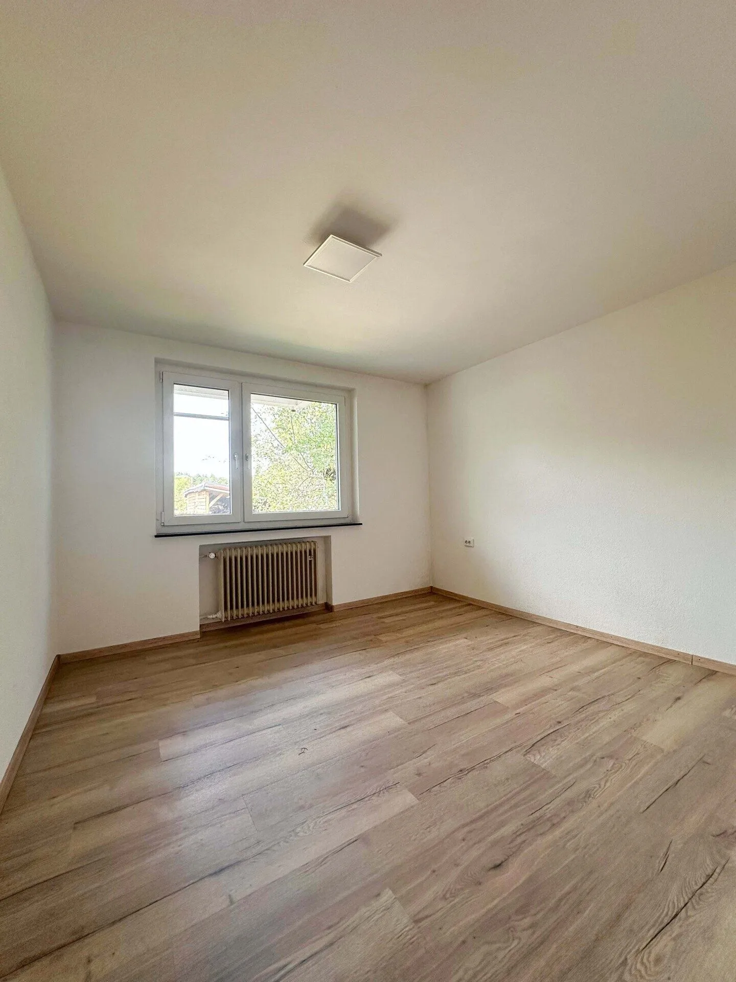 Immobilienangebot - Friedrichshafen - Alle - 3 Zimmerwohnung, Wintergarten, ca.78qm, Bj.59 zur Anlage oder Selbstnutzung
