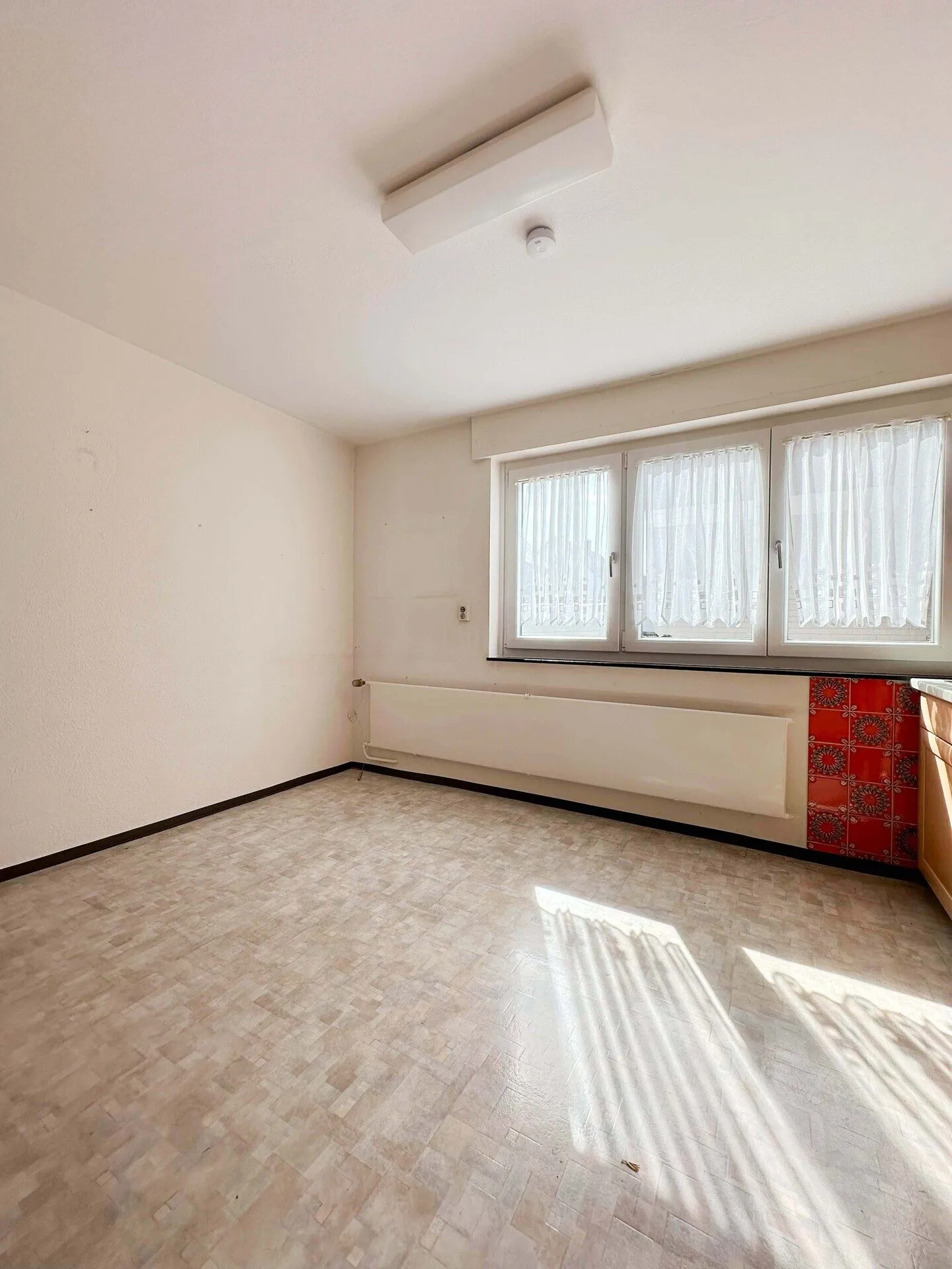 Immobilienangebot - Friedrichshafen - Alle - 3 Zimmerwohnung, Wintergarten, ca.78qm, Bj.59 zur Anlage oder Selbstnutzung