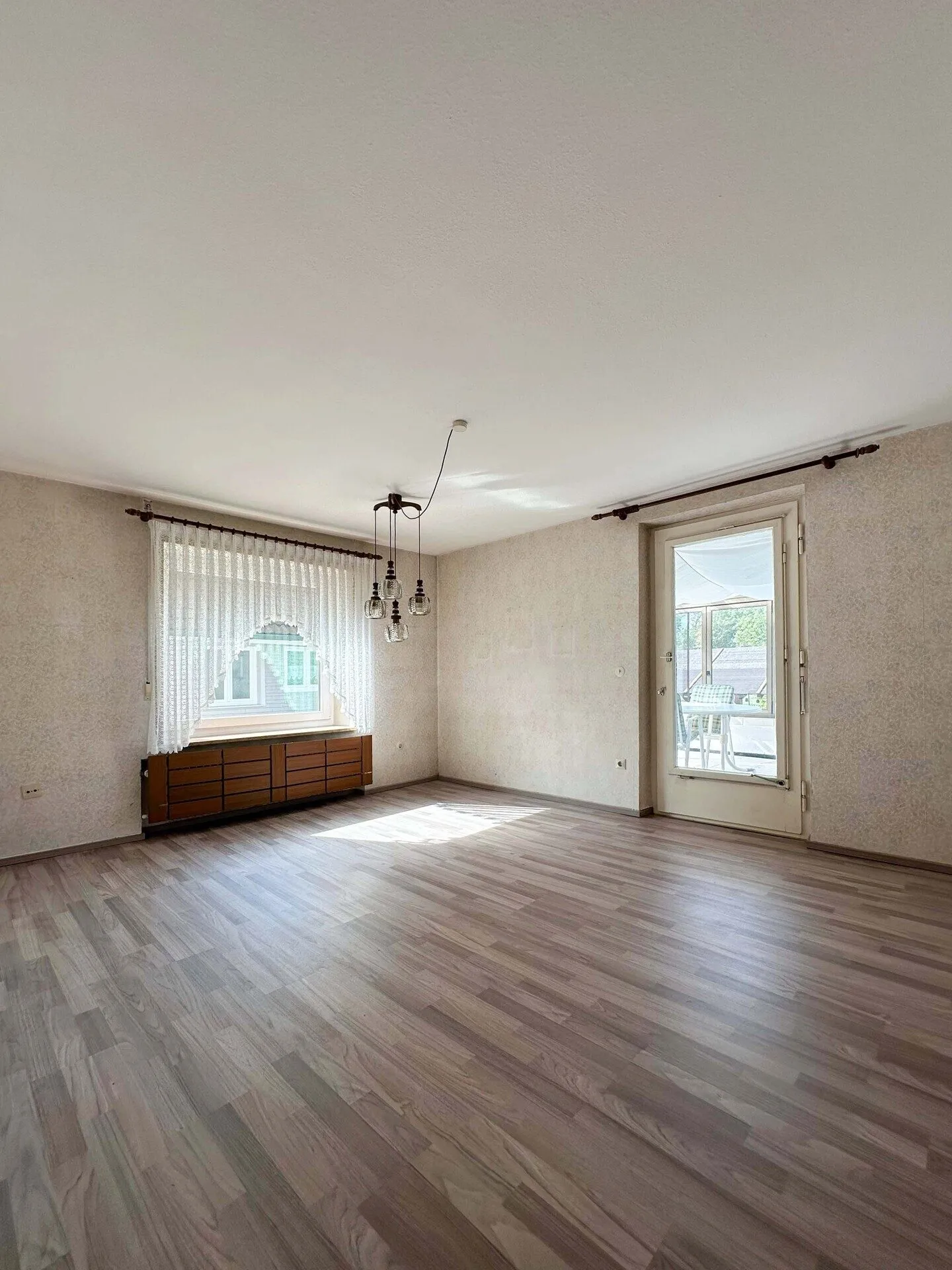 Immobilienangebot - Friedrichshafen - Alle - 3 Zimmerwohnung, Wintergarten, ca.78qm, Bj.59 zur Anlage oder Selbstnutzung