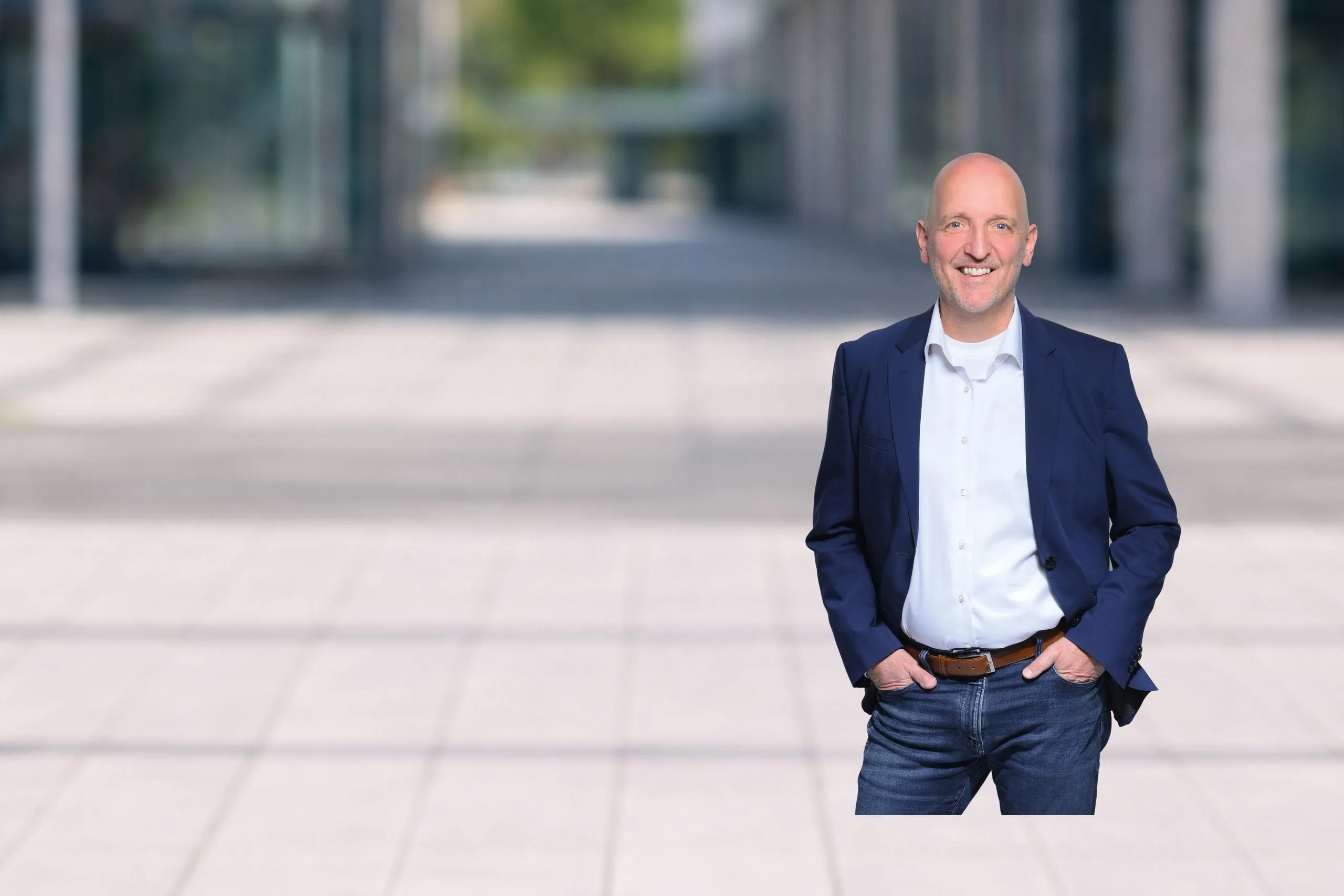 kopf-christoph-van-genabith Christoph van Genabith, Immobilienmakler bei Wüstenrot Immobilien